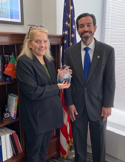 AUSA Leslie Kane recognized with this year’s General Counsel’s Award for Excellence for her significant & longstanding achievements fighting fraud & defending the integrity of the Supplemental Nutrition Assistance Program (SNAP). 