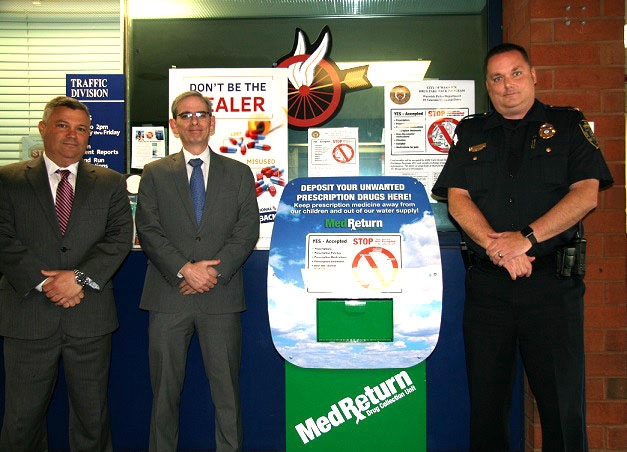 U.S. Attorney Aaron L. Weisman, the DEA Providence Resident Office, and state and local law enforcement across Rhode Island today announced that final preparations are underway for the 17th National Prescription Drug Take Back Day to be held next Saturday U.S. Attorney Aaron L. Weisman, the DEA Providence Resident Office, and state and local law enforcement across Rhode Island today announced that final preparations are underway for the 17th National Prescription Drug Take Back Day to be held next Saturday, April 27.