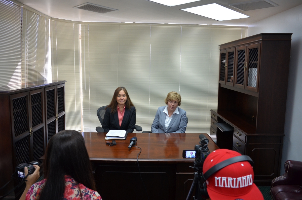 Picture of U.S. Attorney Alicia Limtiaco and IRS-CI Special Agent in Charge Teri Alexander at a media event in Saipan, NMI
